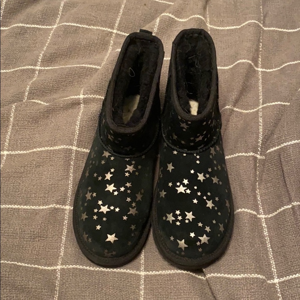 Mini Star Print Uggs